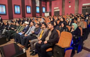 مراسم اهدای گواهی شرکت‌کنندگان در دومین دوره آموزش خبرنگاری و سواد رسانه‌ای شهید رهبر