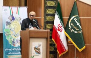 در روزهای جنگ هیچ مشکلی در تأمین مواد غذایی نداشتیم/ ارتقای دانش کشاورزان و جذب سرمایه‌گذاری خصوصی، ضرورت توسعه بخش کشاورزی است