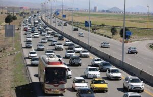 ثبت بیش از ۲۷۲ میلیون تردد در محورهای استان قزوين طی سهماهه نخست سال جاری ثبت بیش از ۲۷۲ میلیون تردد در محورهای استان قزوين طی سهماهه نخست سال جاری