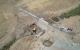 همت جهادگران بسیج سازندگی برای تکمیل سیل‌بند روستای اردبیلک